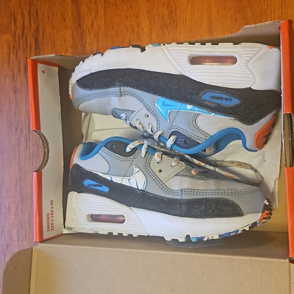 Shoes